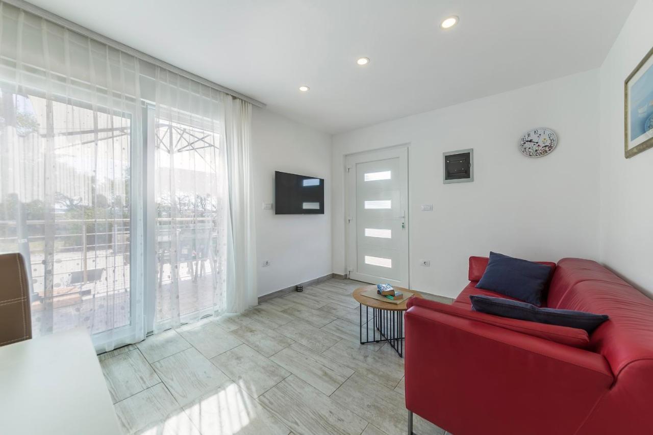 הוילה פרוי House Of Peace מראה חיצוני תמונה